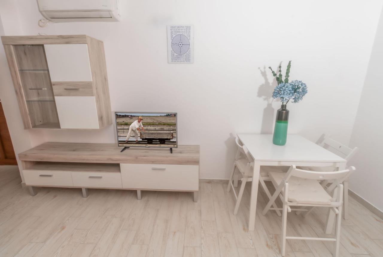איזולה Sml Apartments 2 מראה חיצוני תמונה