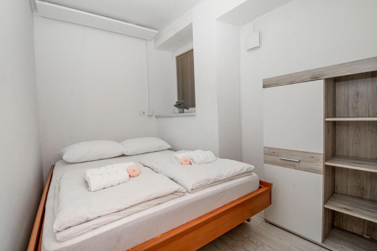 איזולה Sml Apartments 2 מראה חיצוני תמונה